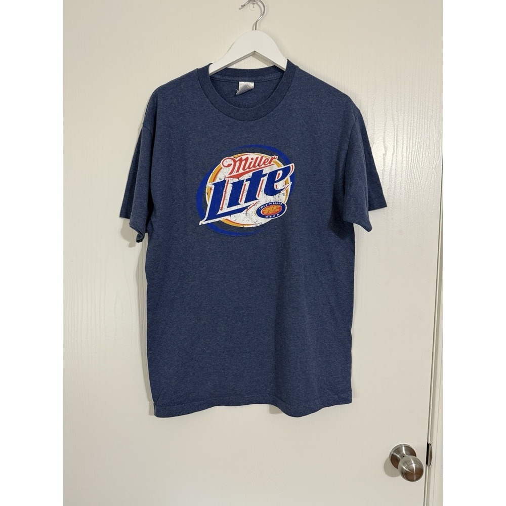 Men's Size Large Miller Light True Pilsner Beer Blue Short Sleeve T